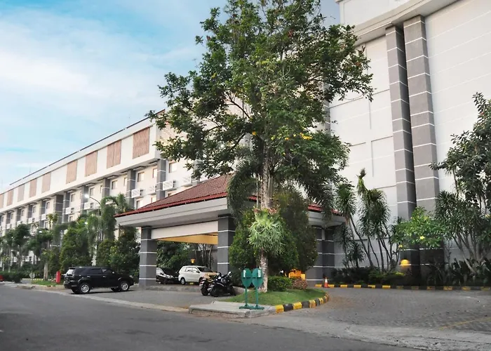 Lorin Dwangsa Solo Hotel