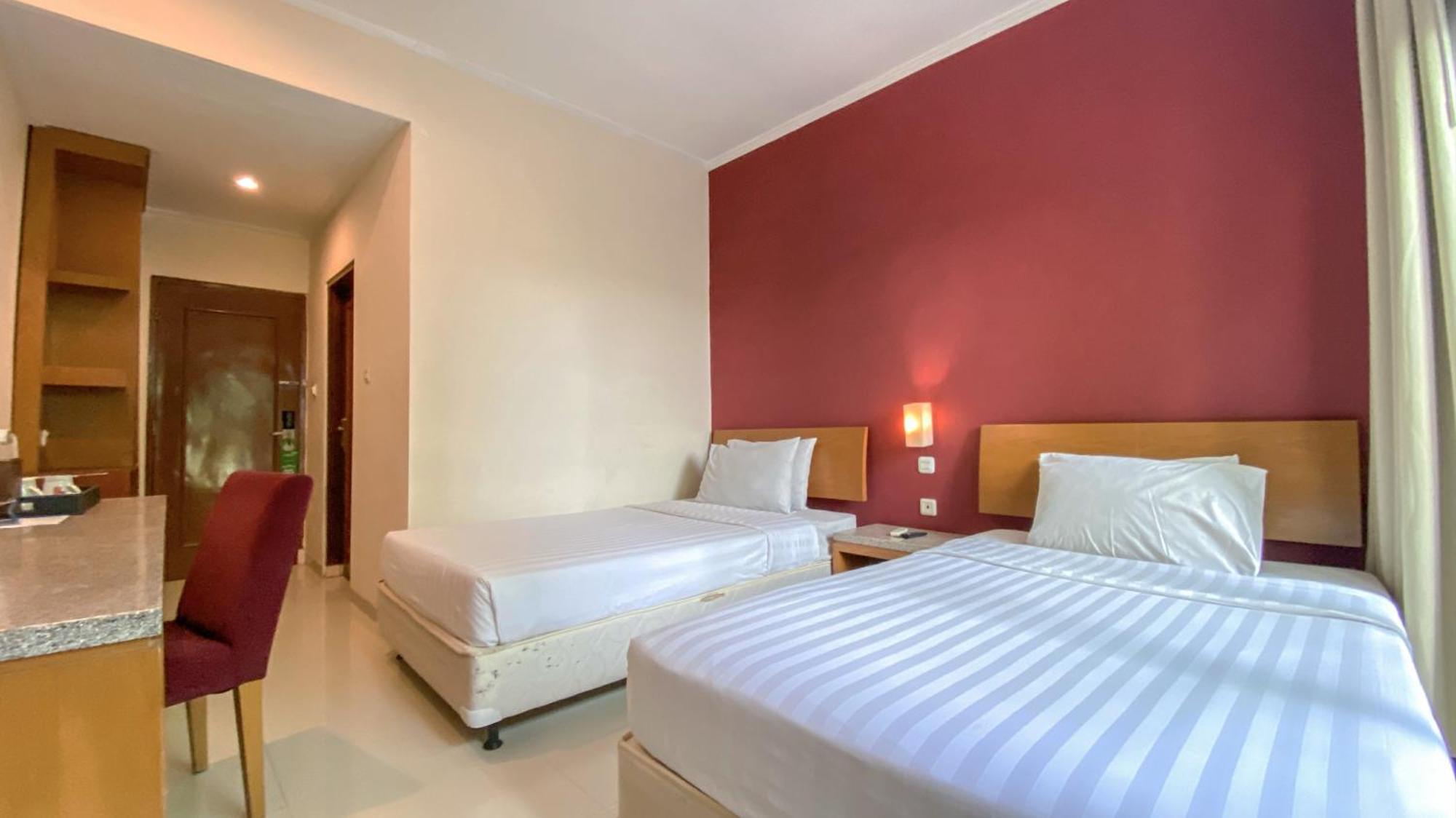 Hotel Lorin Dwangsa 3*
